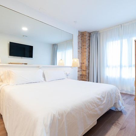 Apartamentos Turisticos Fatima, En El Centro De Vigo Exterior foto