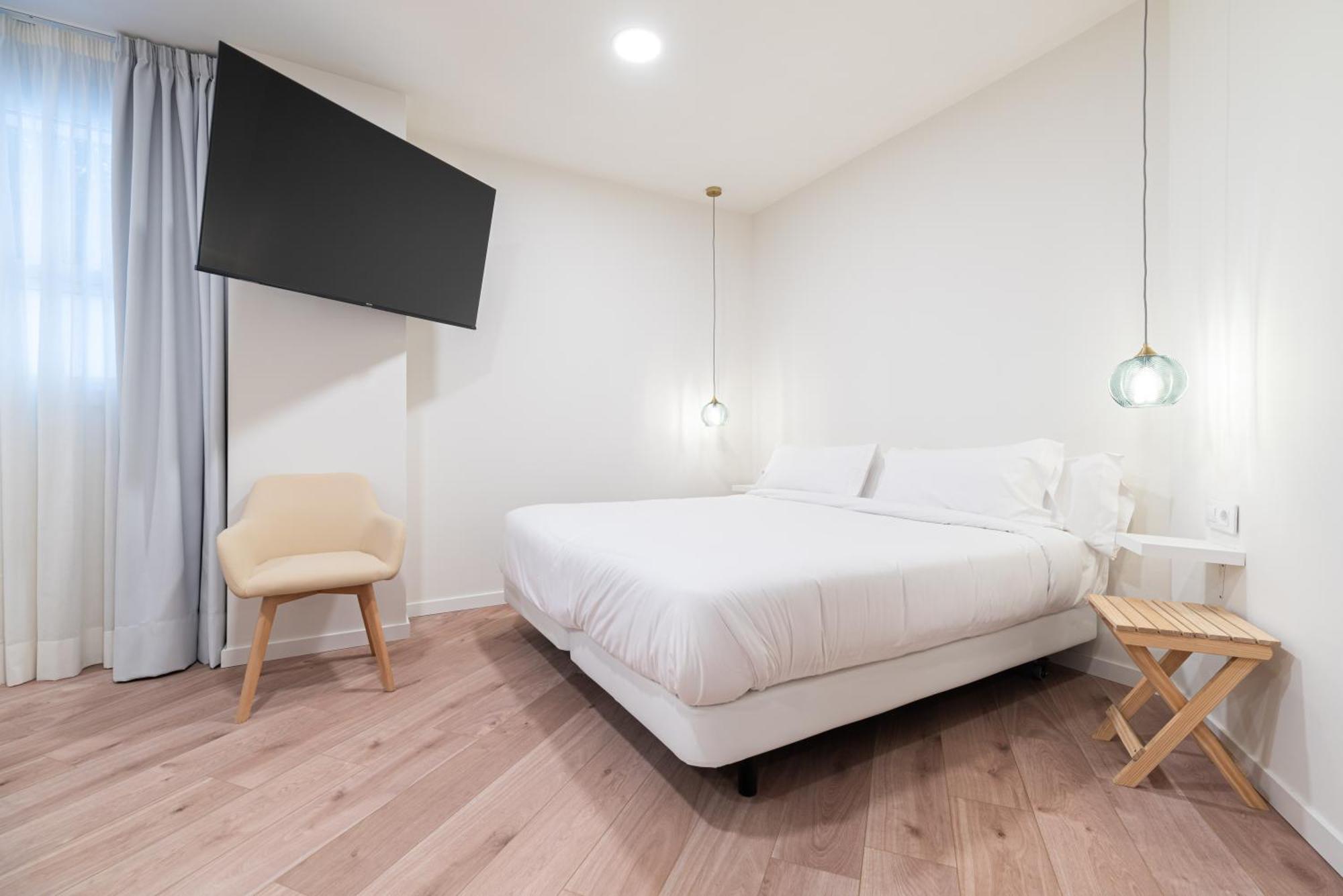 Apartamentos Turisticos Fatima, En El Centro De Vigo Exterior foto