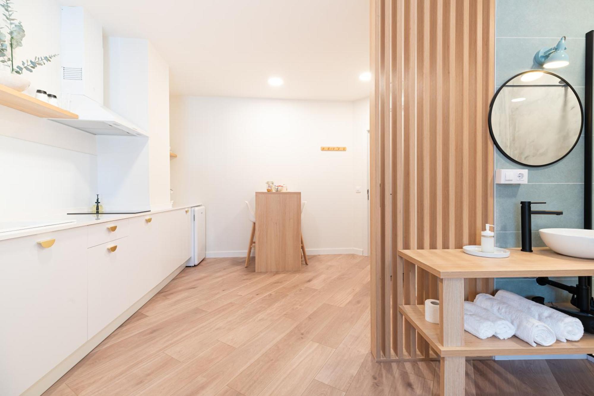 Apartamentos Turisticos Fatima, En El Centro De Vigo Exterior foto