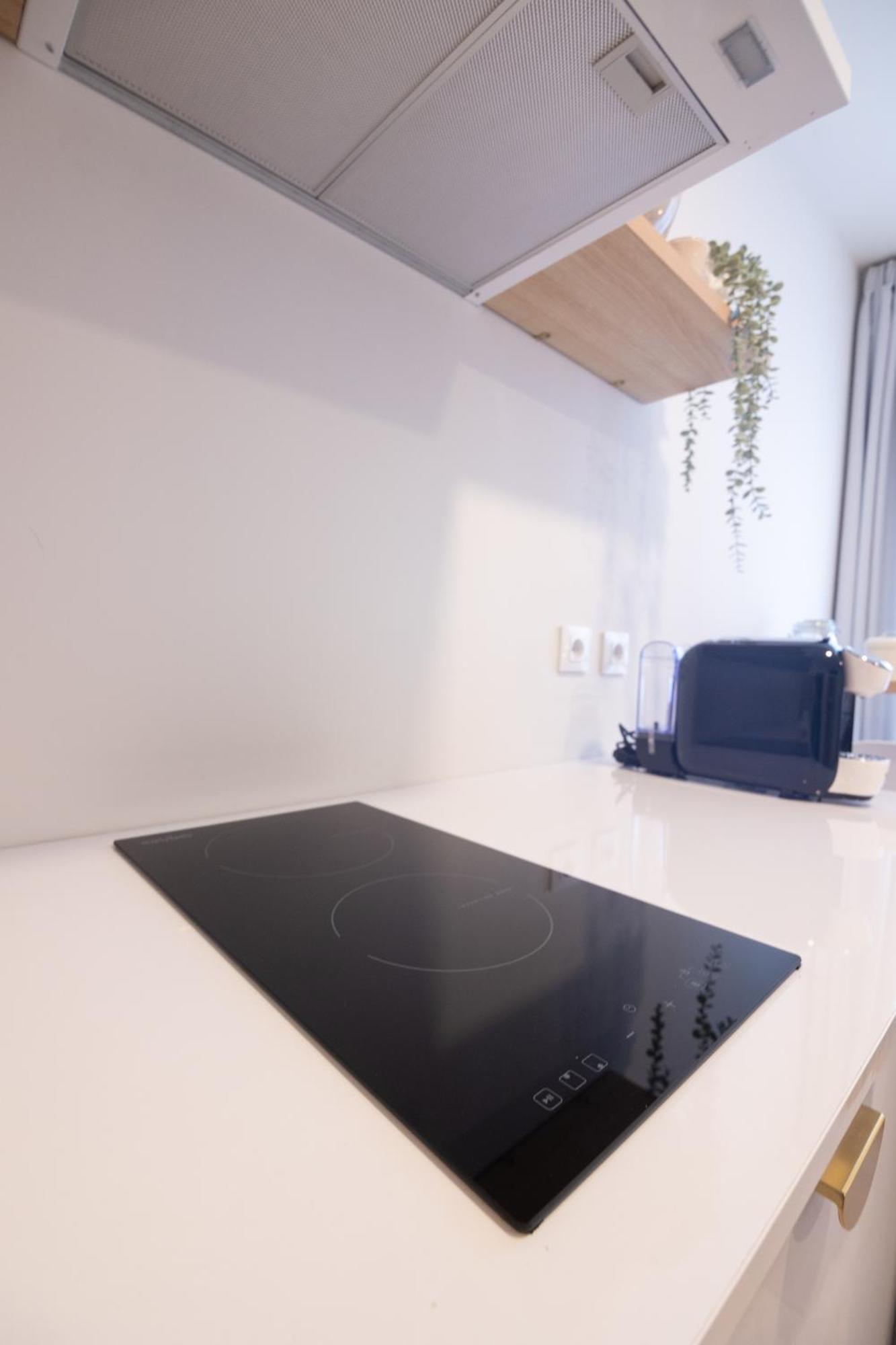 Apartamentos Turisticos Fatima, En El Centro De Vigo Exterior foto
